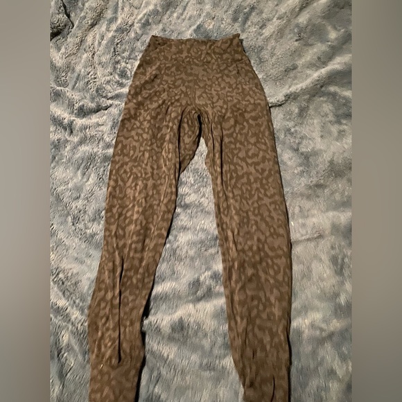 Lululemon leopard print sweats - Picture 1 of 3